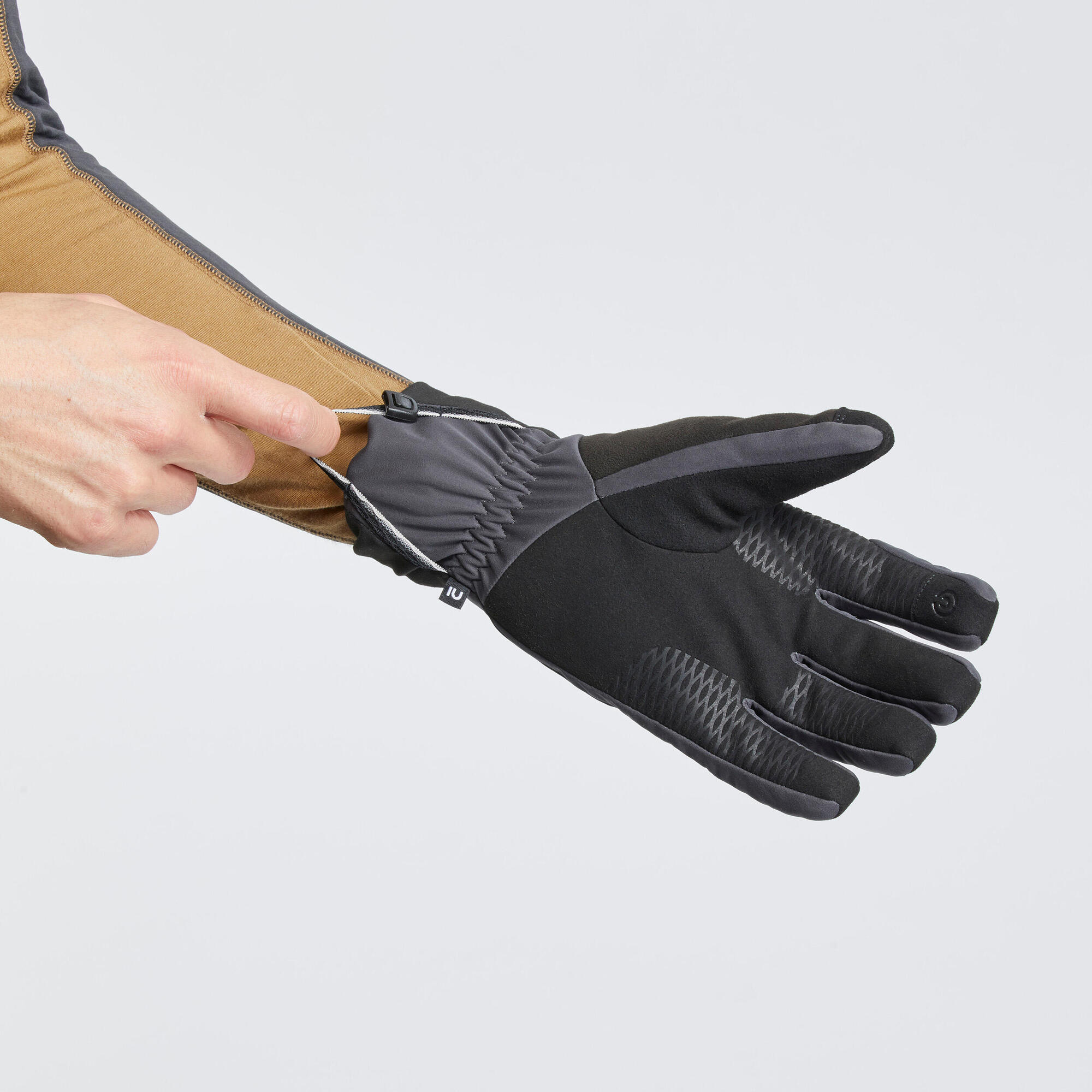 forclaz-mt900-trekking-handschuhe-carbon-gray-winddicht image 5