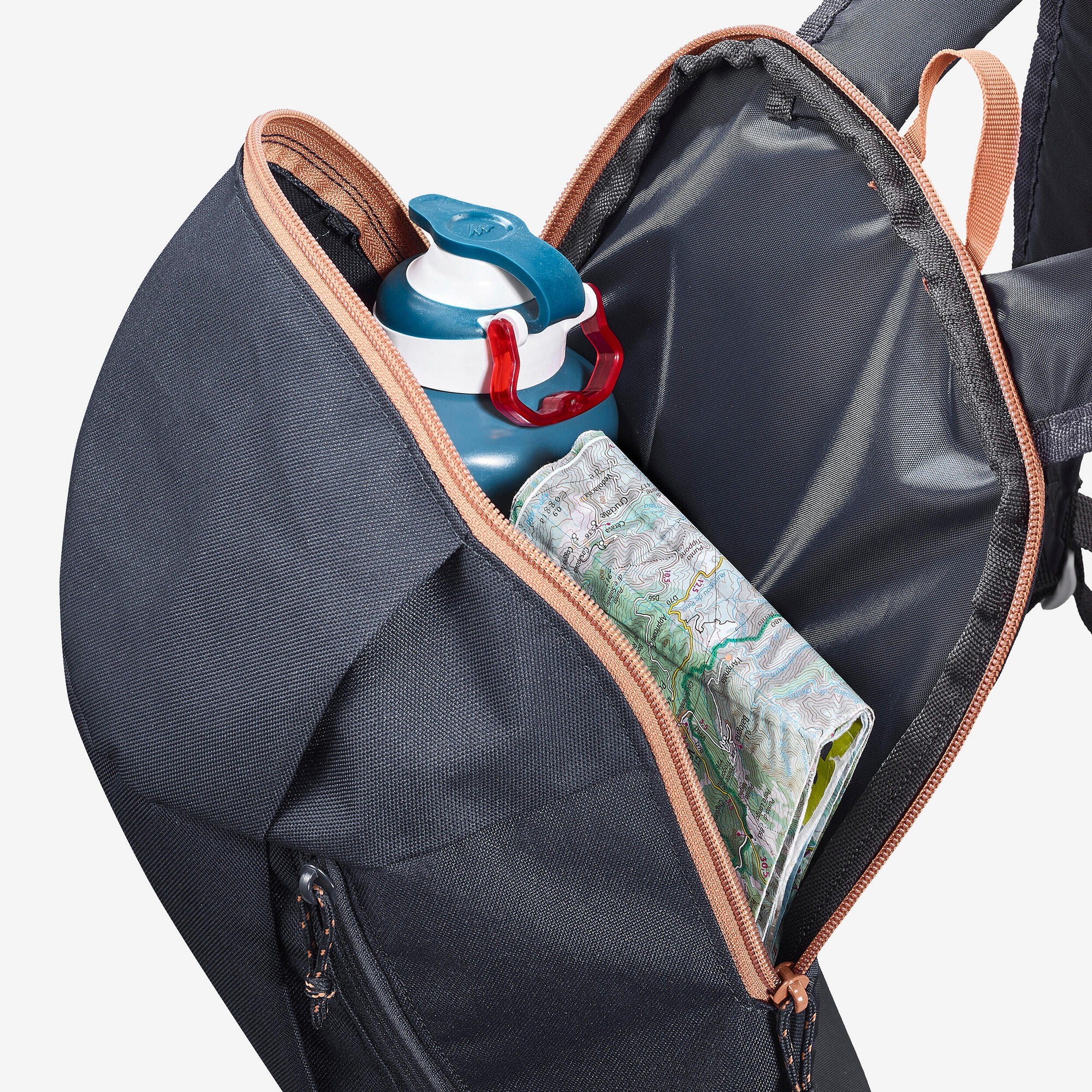 quechua-nh50-arpenaz-wanderrucksack-10l-schwarz image 7