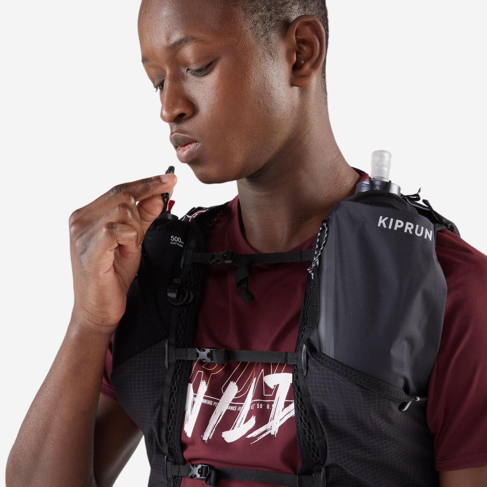kiprun-15l-ultra-trail-hydrationweste-2l-blase-schwarz image 7