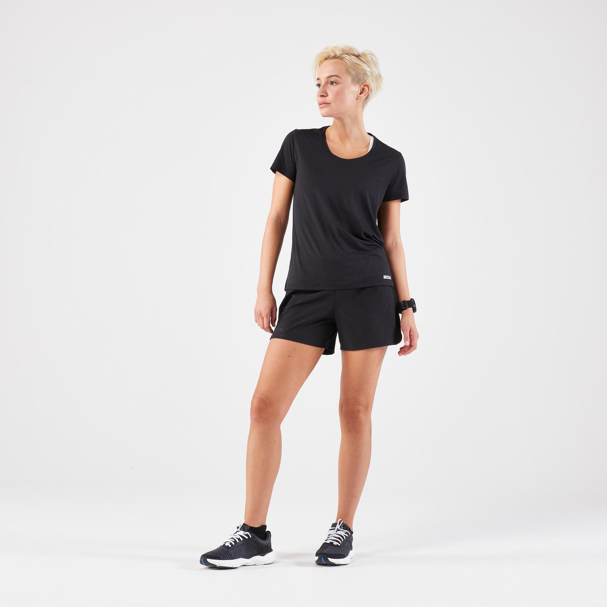 kiprun-run-100-dry-laufshirt-damen-smoked-black image 2