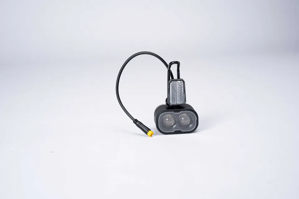 ado-air-28-pro-scheinwerfer-e-bike-lampe-36-48v image 1