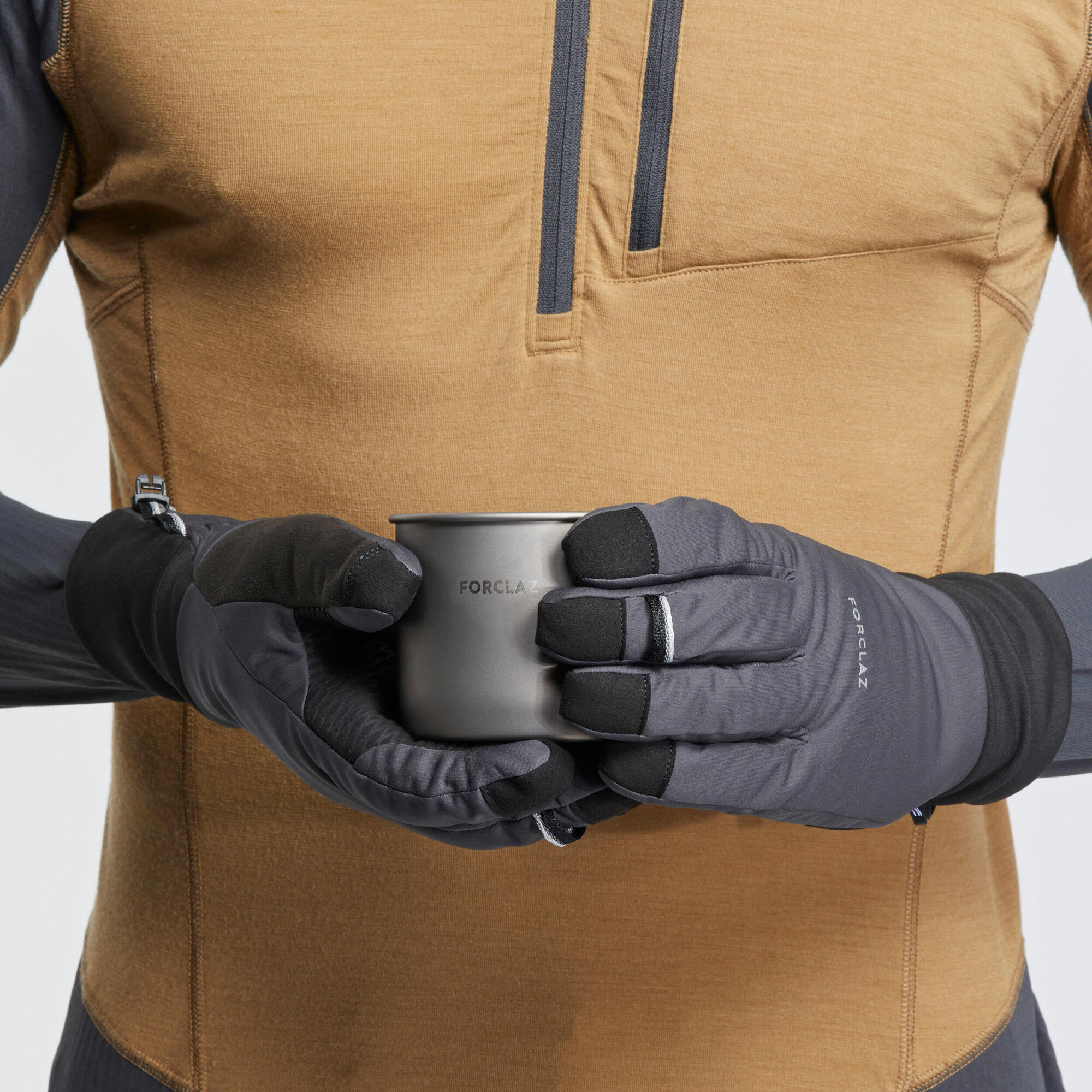 forclaz-mt900-trekking-handschuhe-carbon-gray-winddicht image 8