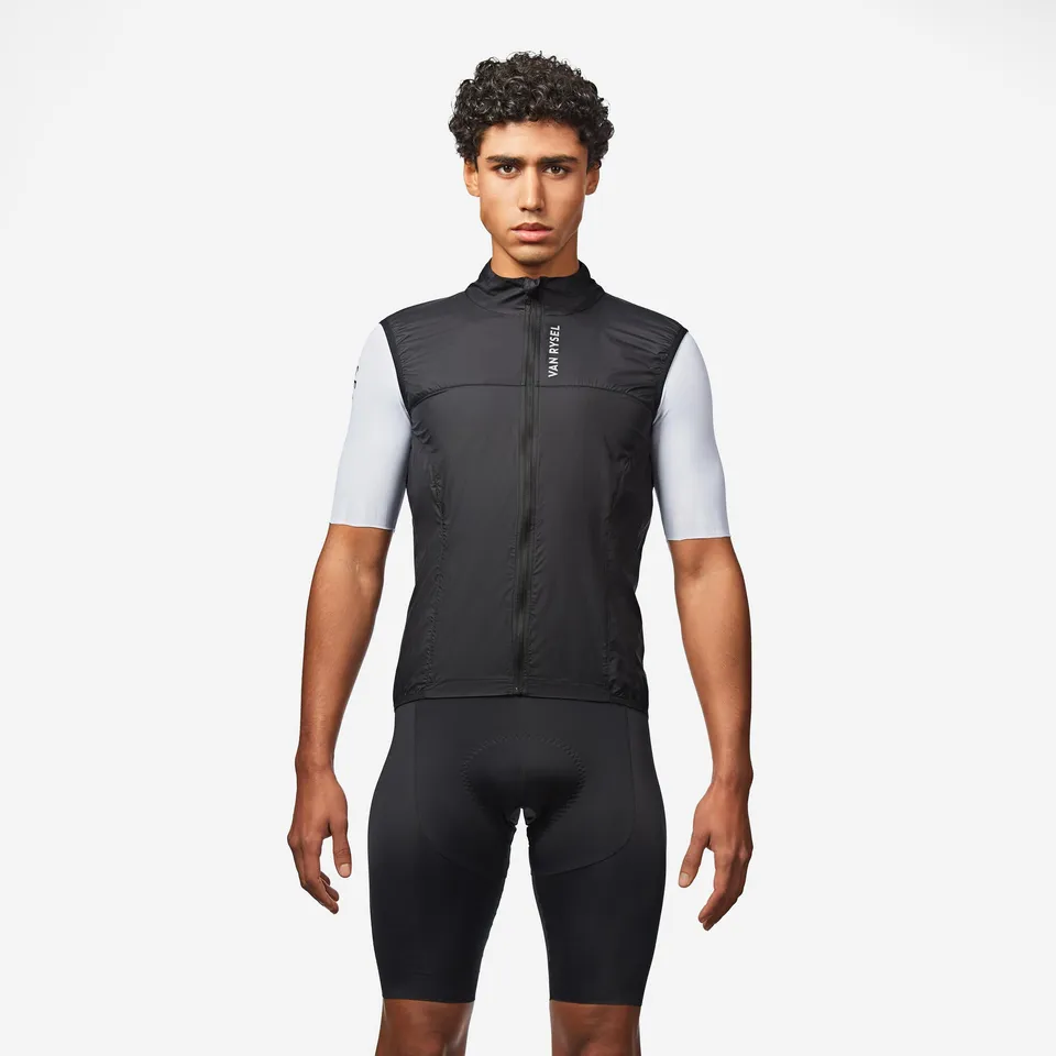 van-rysel-windweste-herren-smoked-black-ultraleicht image 1