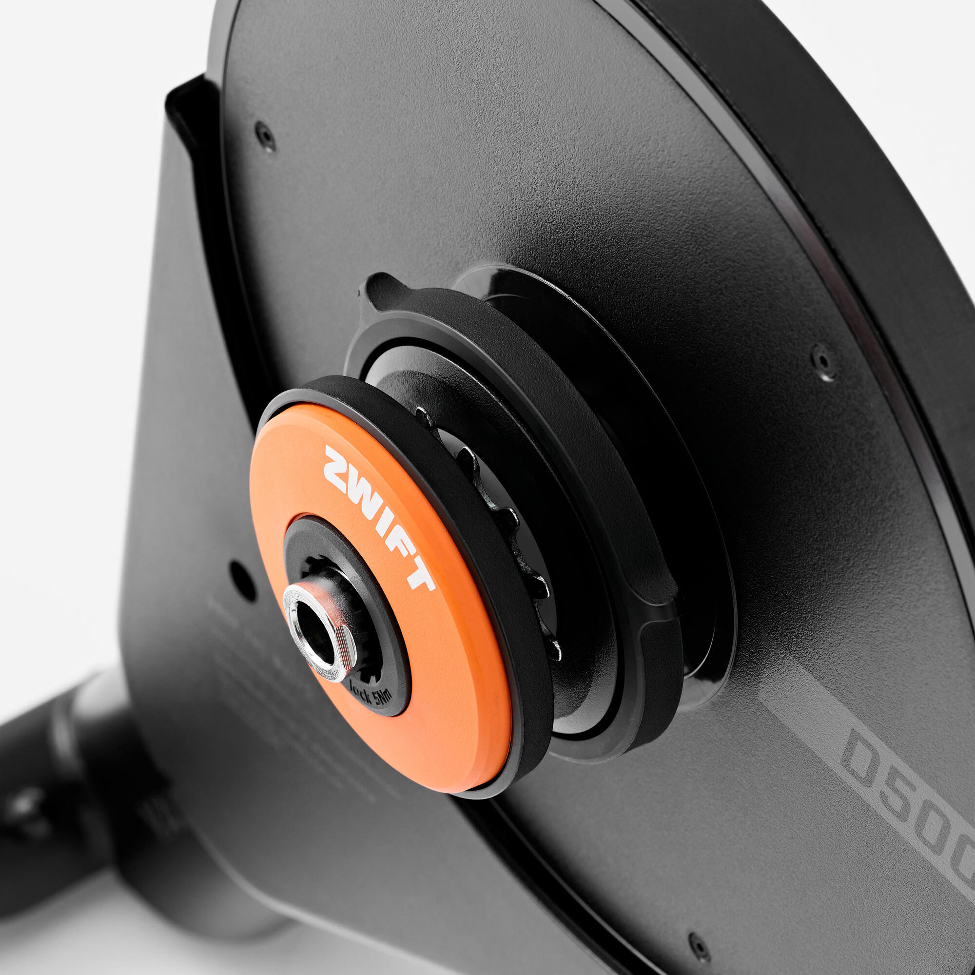 van-rysel-d500-smart-trainer-mit-zwift-cog-leise-klappbar image 8