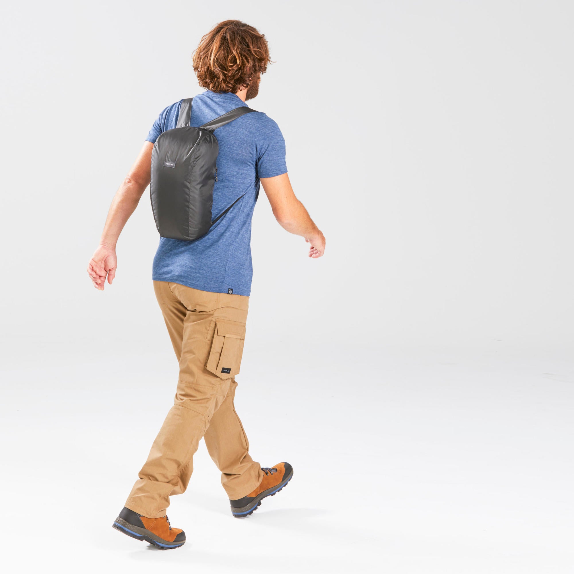 forclaz-ultra-compact-10l-rucksack-daypack-black image 6