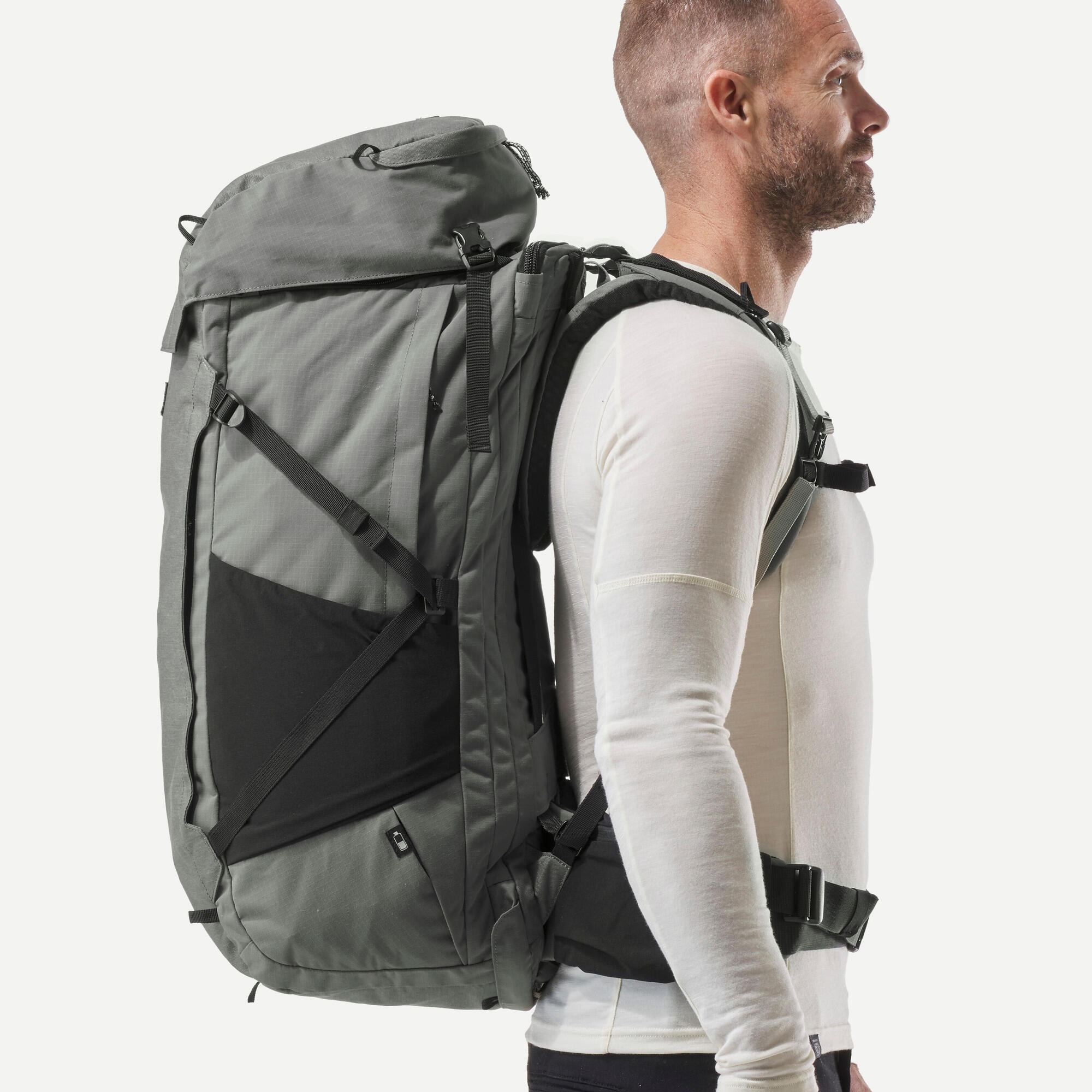 forclaz-travel-900-rucksack-70-6l-herren-dunkelgr-n image 3