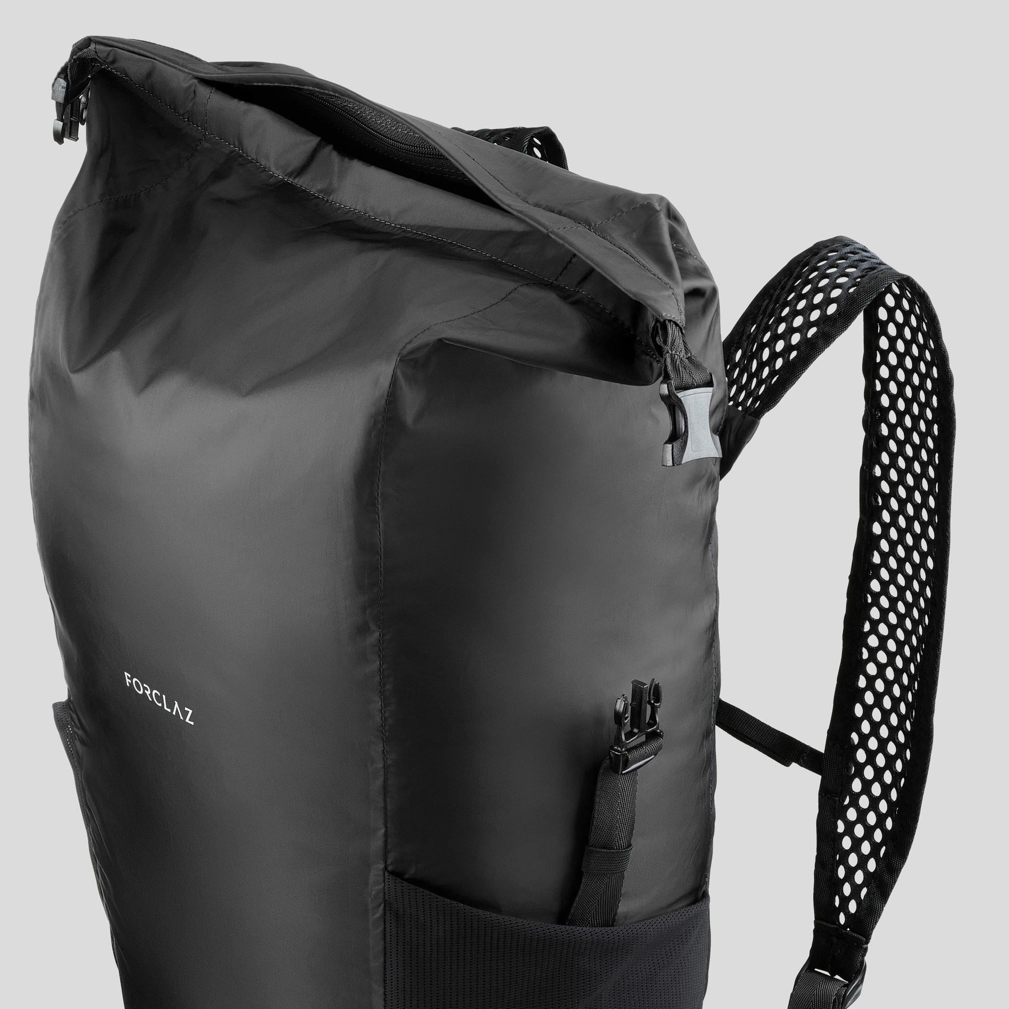 forclaz-travel-100-rucksack-20-l-schwarz-wasserdicht image 5