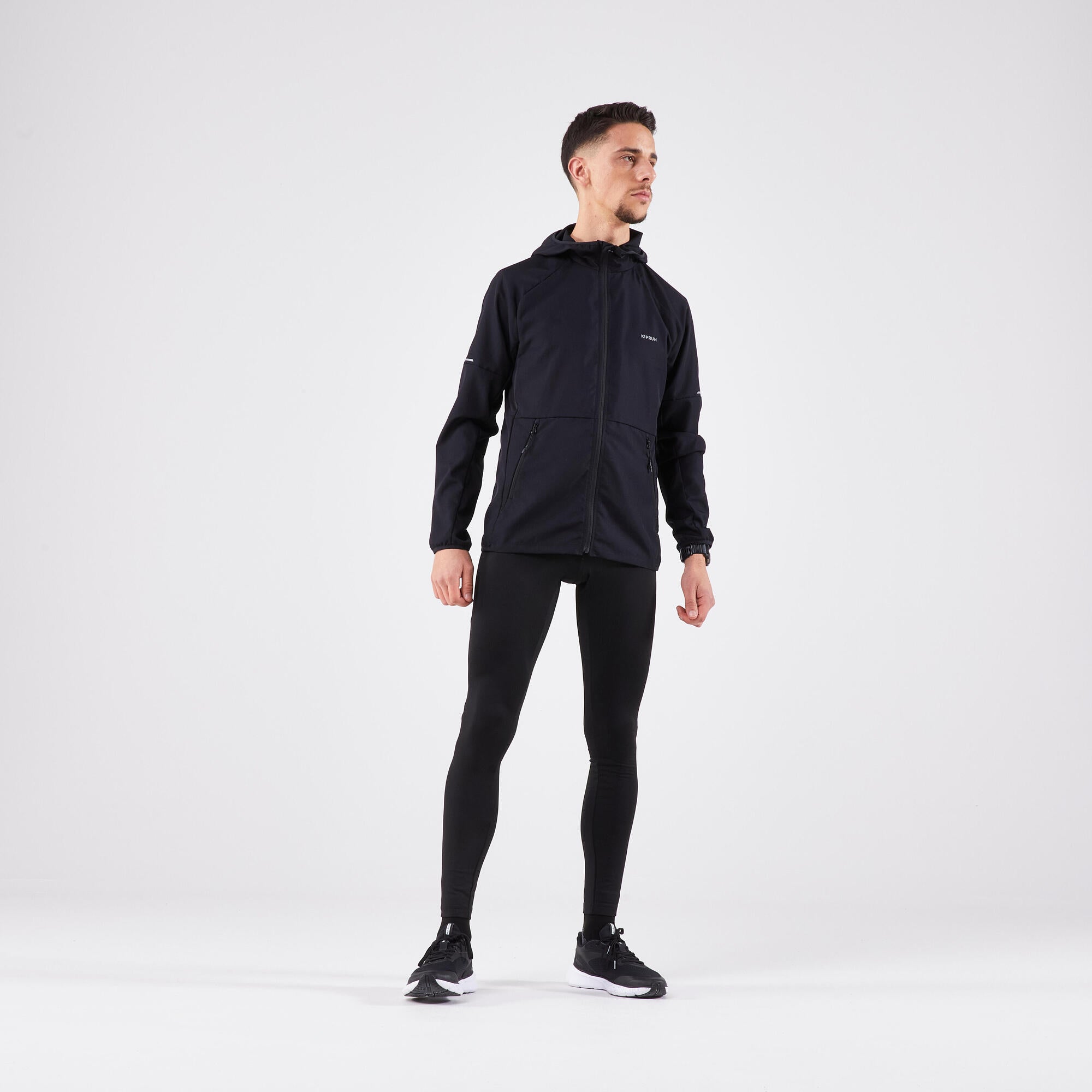kiprun-run-100-laufjacke-herren-smoked-black-winddicht image 2