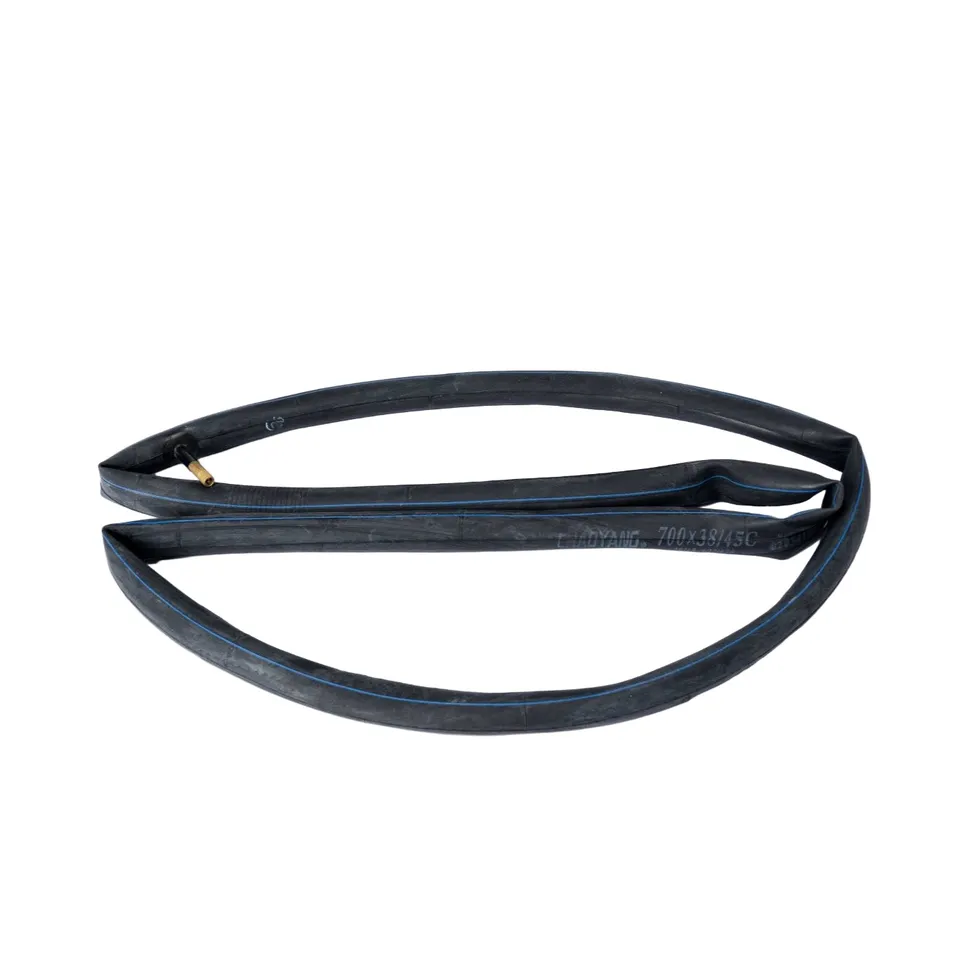 ado-air-28-reifen-700x45c-28-zoll-au-enreifen image 1