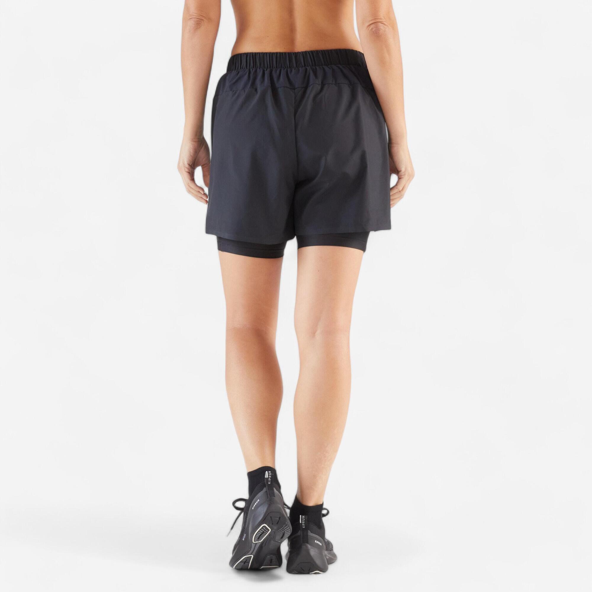 kiprun-run-500-2-in-1-laufshorts-damen-smoked-black image 2