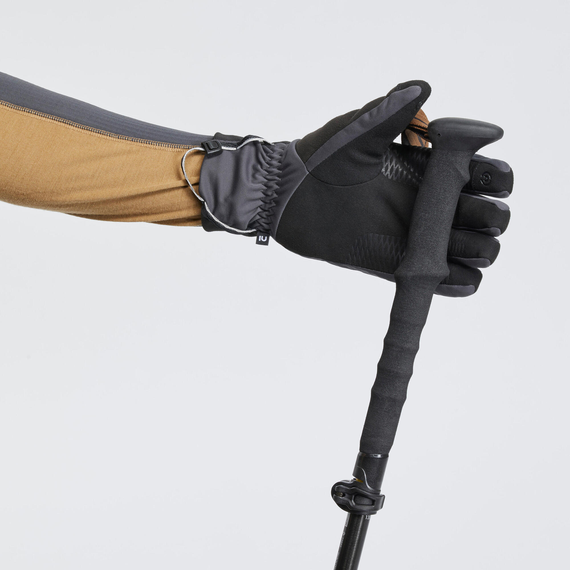 forclaz-mt900-trekking-handschuhe-carbon-gray-winddicht image 7
