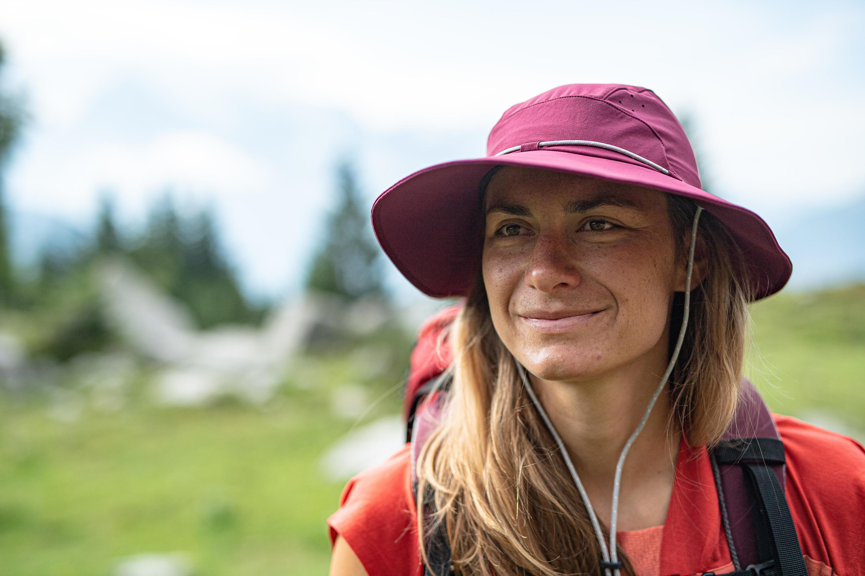 forclaz-mt500-wanderhut-damen-lila-upf-50 image 5