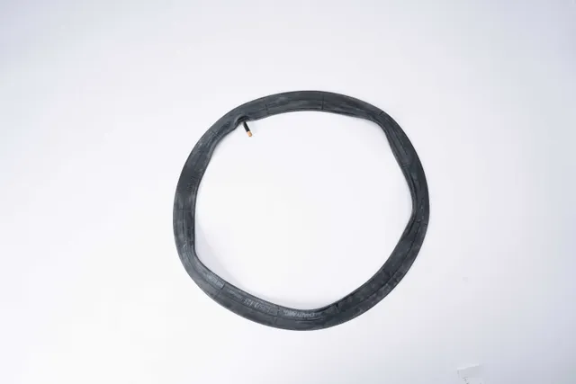 ado-air-20-schlauch-20x1-95-av-ventil-butyl-schwarz image 1