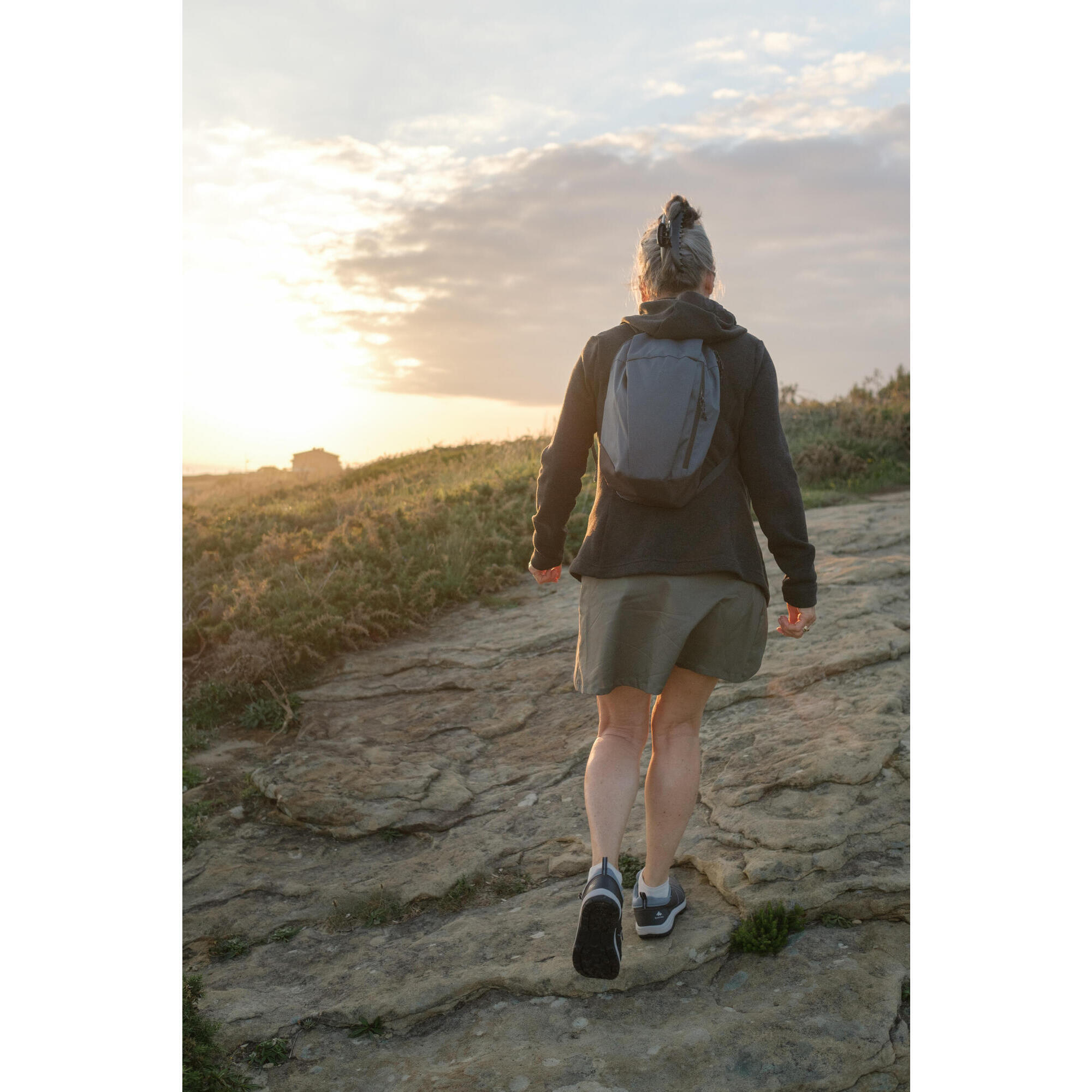 quechua-nh100-low-wp-damen-wanderschuhe-carbon-gray image 6
