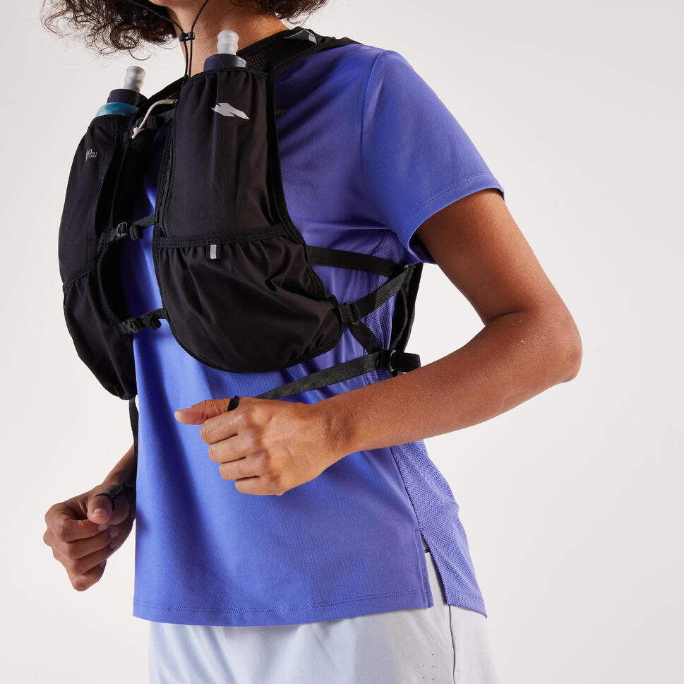 kiprun-500-trail-running-bag-8l-trinkblase-schwarz image 8