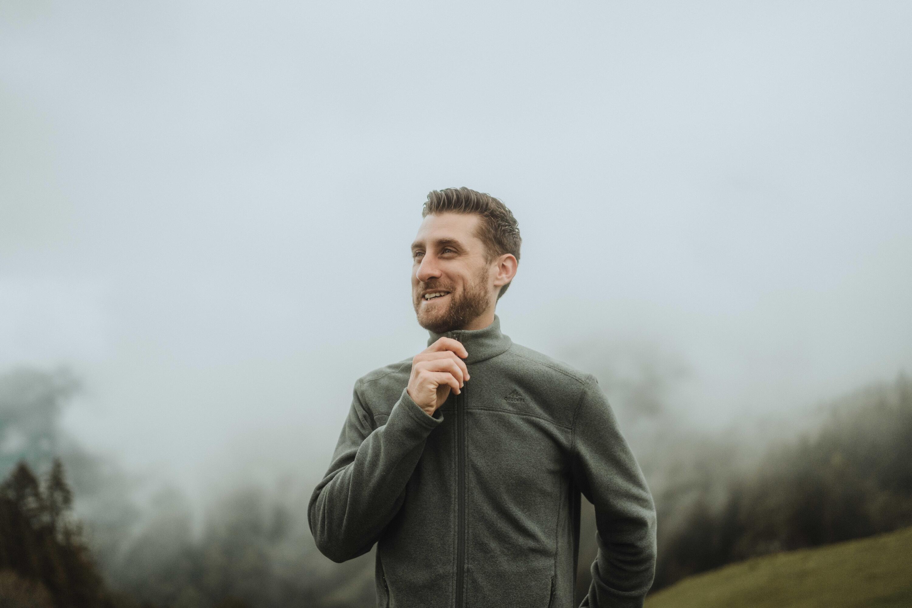 quechua-mh120-herren-fleecejacke-laurel-green image 5