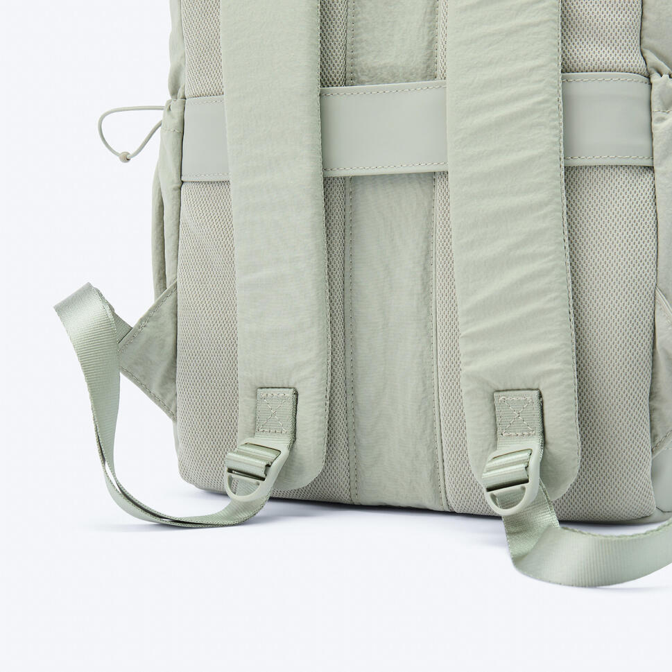 btwin-10l-laptop-rucksack-salbei-13-zoll-8-f-cher image 3