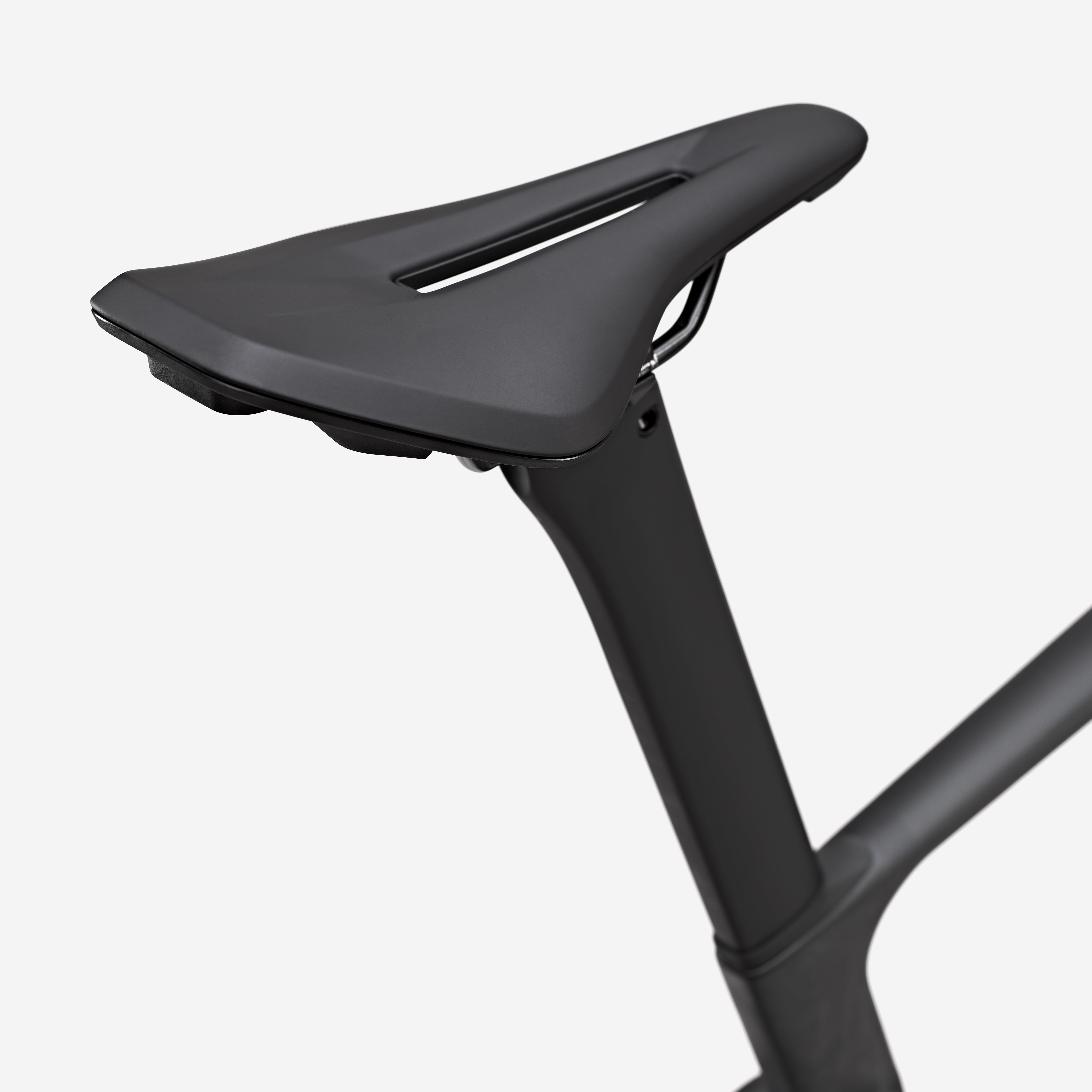 van-rysel-rcr-105-di2-rennrad-smoked-black-aero image 8