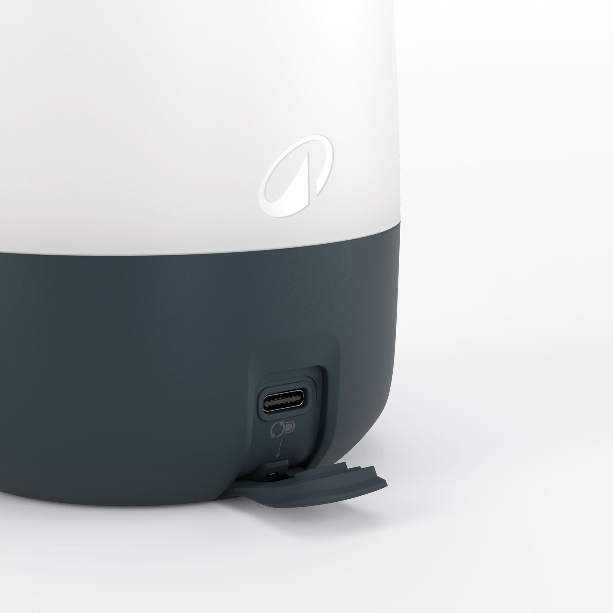 quechua-bl200-camping-laterne-200-lumen-usb-c-aufladbar image 3