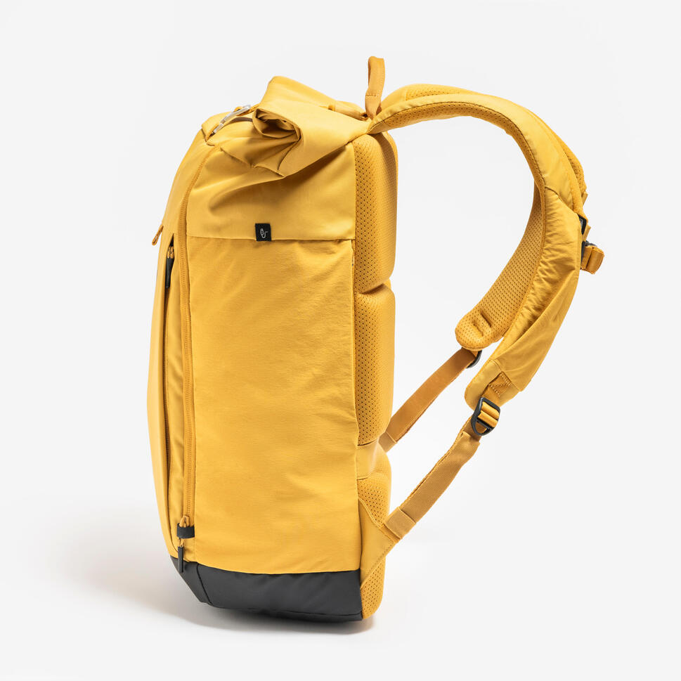 quechua-nh-escape-500-rolltop-rucksack-23-l image 5