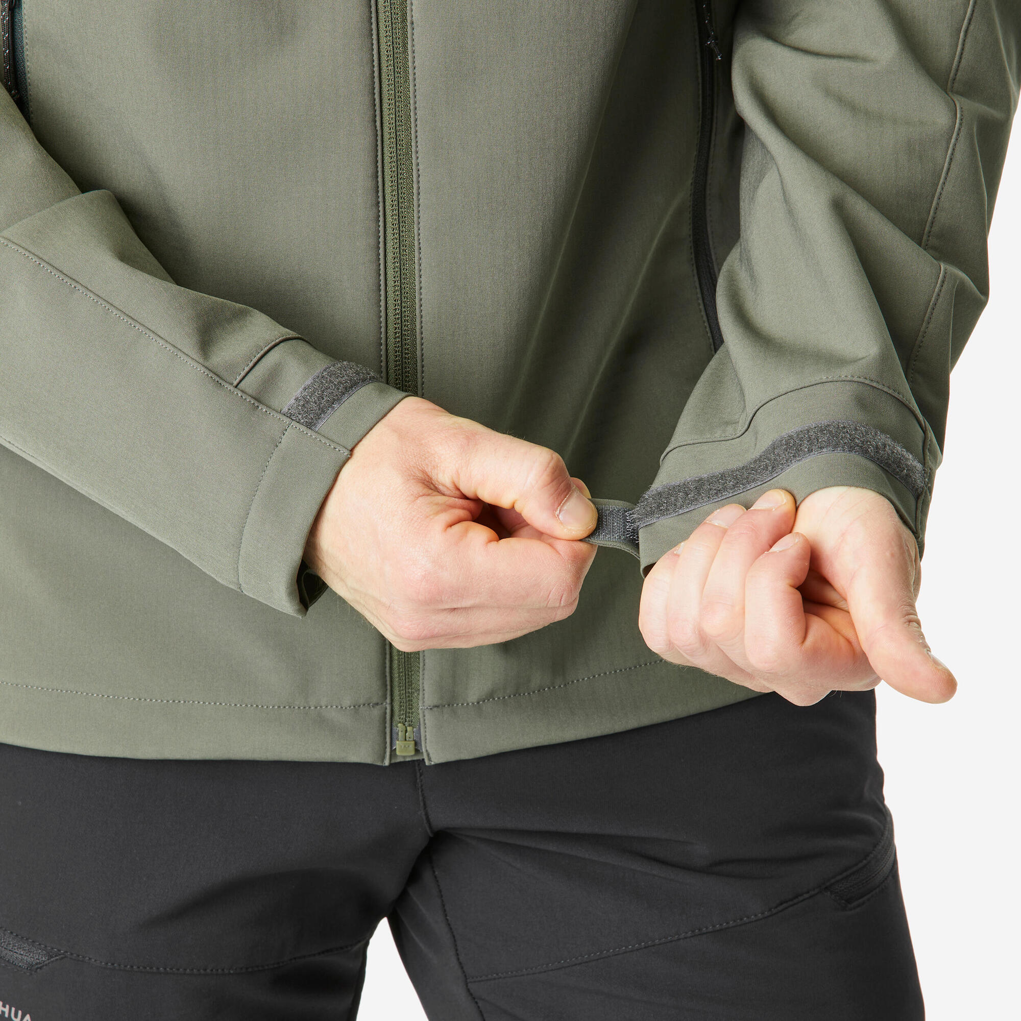 forclaz-500-herren-softshell-windjacke-khaki-gr-n image 8