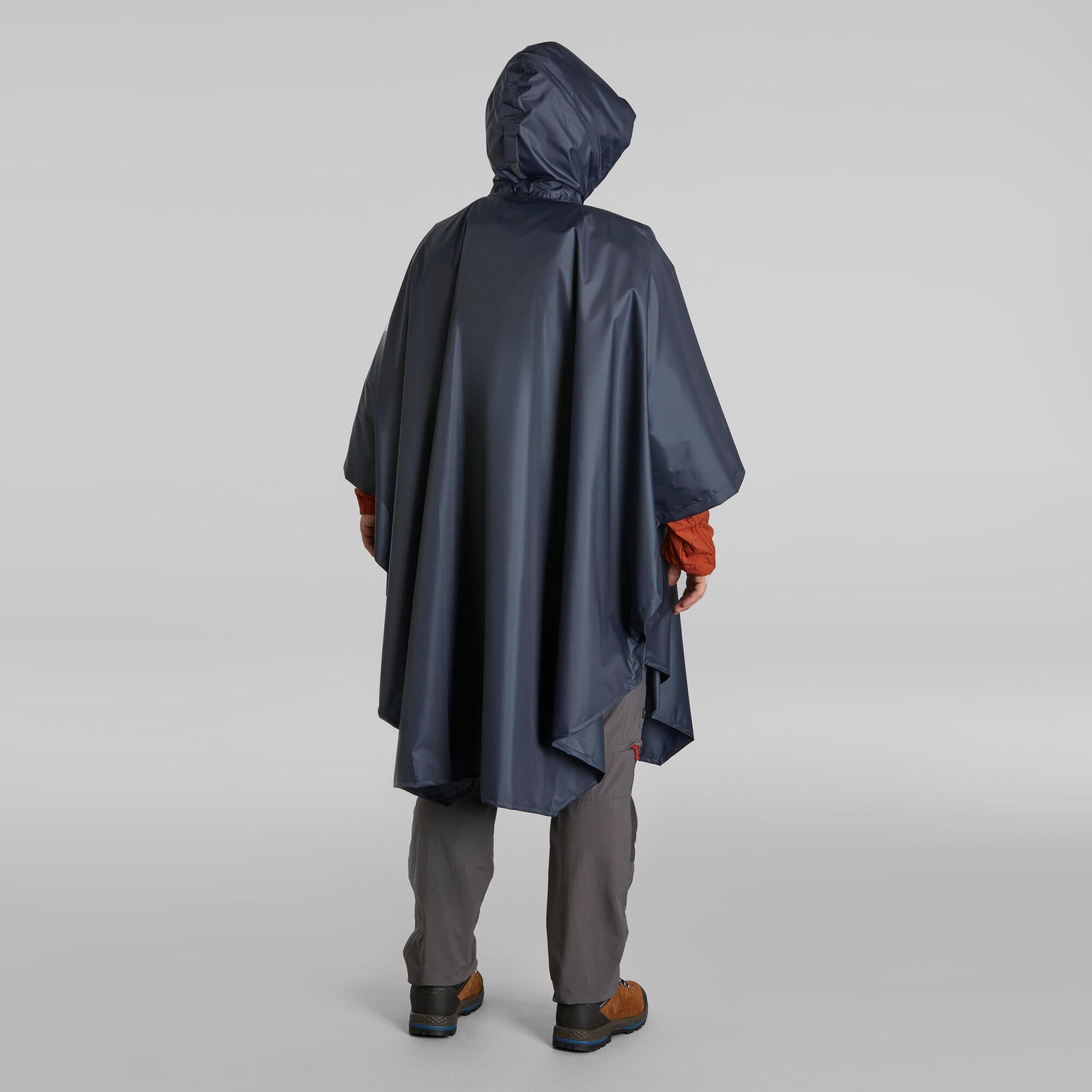 forclaz-mt100-regenponcho-30-l-abyss-gray-s-m-wasserdicht image 5