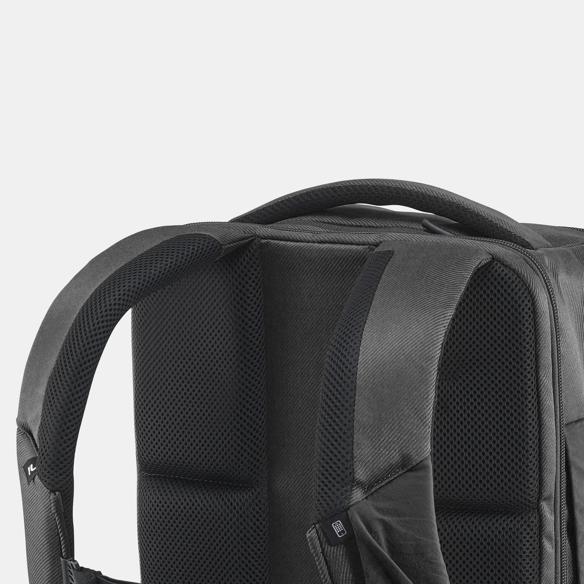 quechua-nh500-escape-wanderrucksack-32-l-schwarz image 5